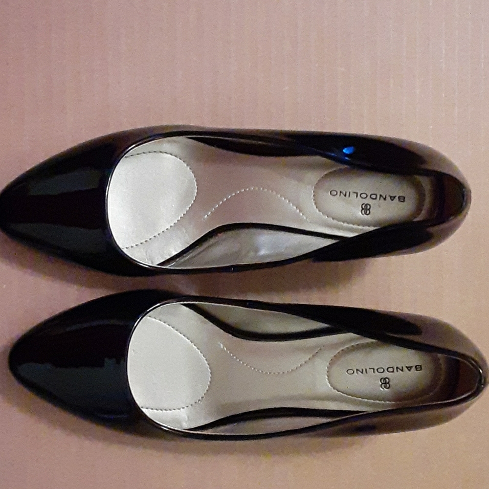 Women's shoes